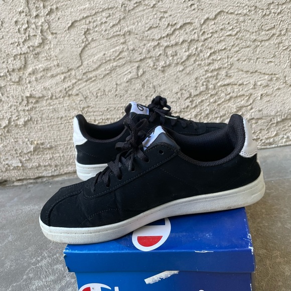 Champion Black and White Casual Shoes - Picture 3 of 6